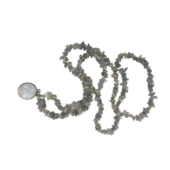 Handcrafted Labradorite Chip Necklace With Moonstone Pendant - Picture 5 of 12